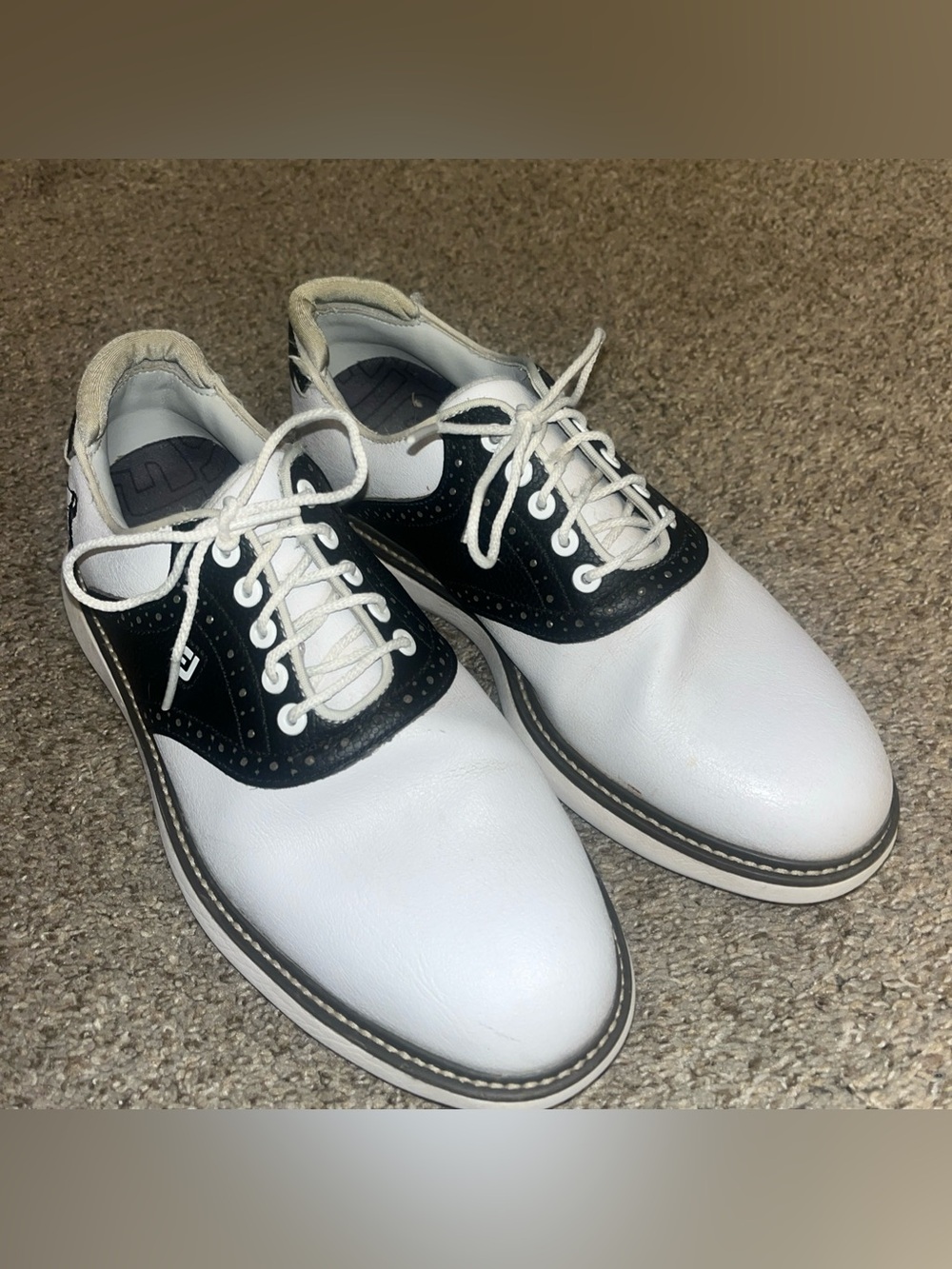 FootJoy FJ Traditions Saddle White Black Mens Golf Shoes Size 7 M Softspikes